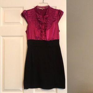 Great work dress! Size M. Fits like a S/M.